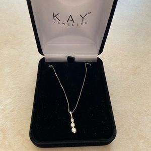 Kay Jewelers barely worn 14k white gold diamond necklace